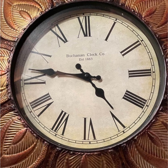 Clock - Picture 2 of 2